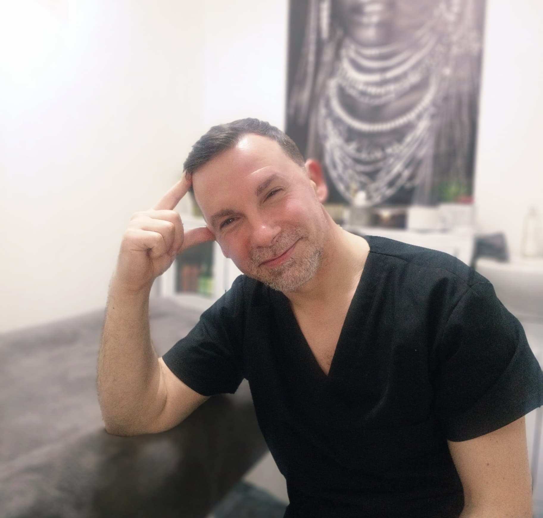 Pawel, 47 — massage therapist in London